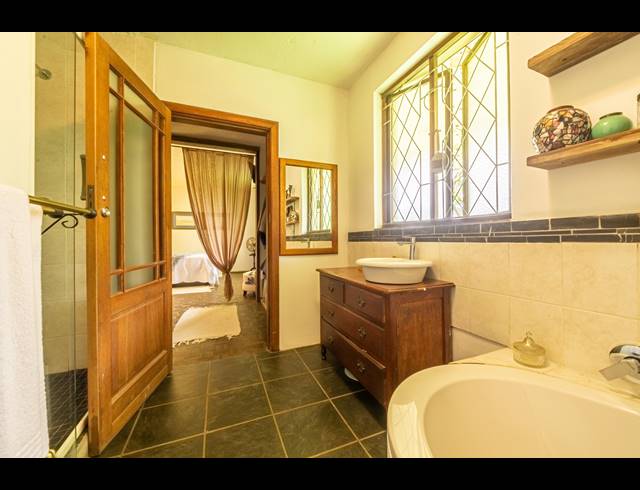 4 BEDROOM HOUSE FOR SALE IN DAWNCLIFFE